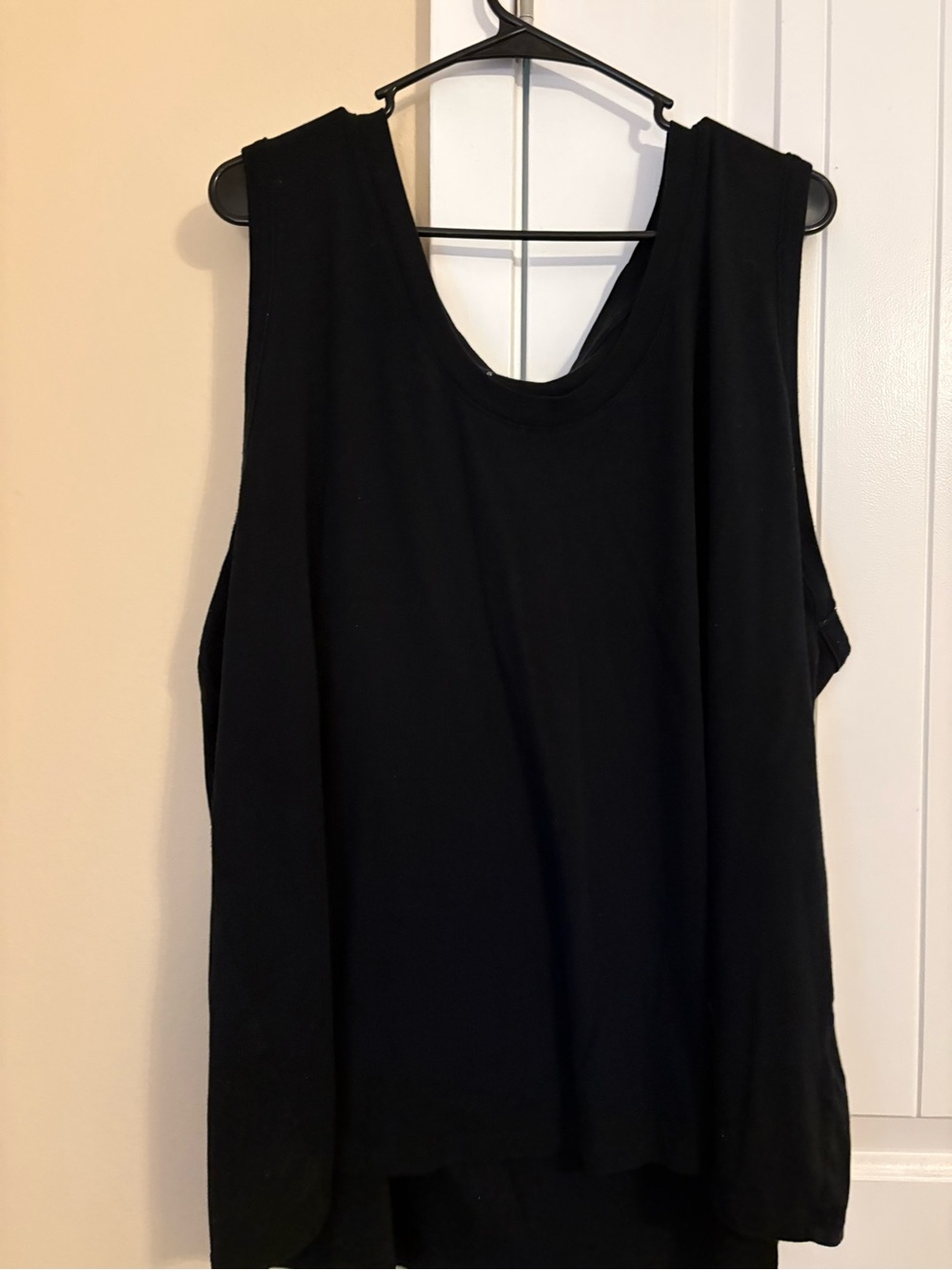 a new day Black Sleeveless Scoop Neck Tank Top